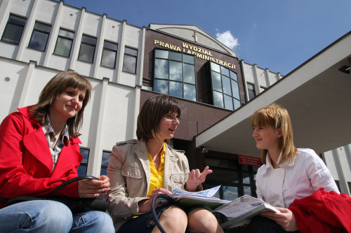 Wydział Prawa i Administracji
